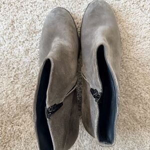 Paul Green Gray Suede Ankle Boots